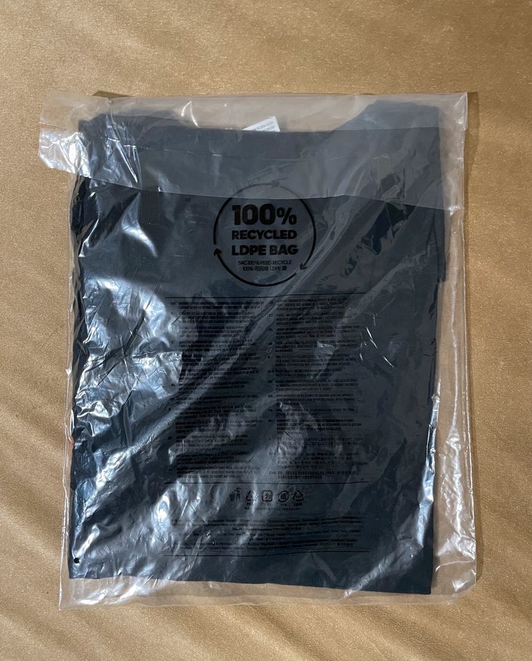 Adidas Manchester United Trikot Schwarz/XL und L NP45€ Neu&Etiket in Frankfurt am Main