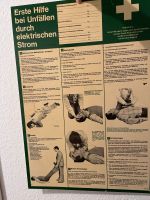 Schild Erste Hilfe bei Unfällen durch elektrischen Strom Brandenburg - Potsdam Vorschau