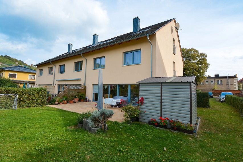 Familientraum auf ca. 200 m² Wohnfläche mit exklusivem Blick zum Spitzhaus Radebeul! in Radebeul