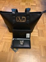 Versace 1969 Shopper mit passender Geldbörse Duisburg - Homberg/Ruhrort/Baerl Vorschau