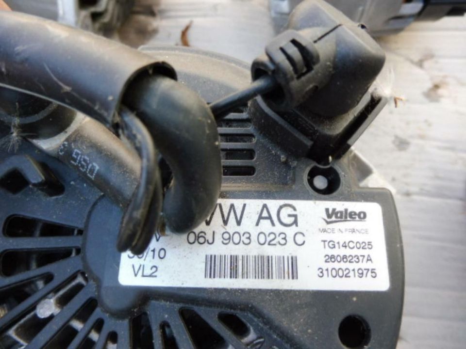 VW Audi Seat Skoda Lichtmaschine LIMA Generator 06J903023C in Erfurt