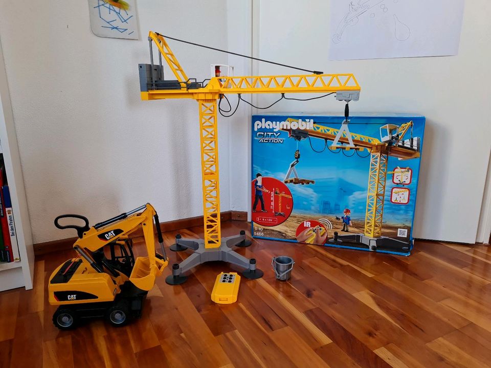 Playmobil Kran 5466, elektrisch ohne Kabel in Burghausen