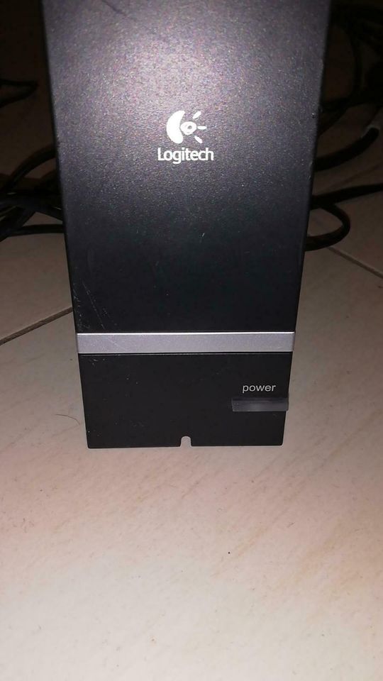 Logitech x-240 2.1 gebraucht m. Subwoofer 25 W u. 2 Aktiv - Laut, in Bochum