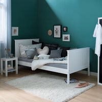 Holzbett Einzelbett 90x200 cm Jugendbett Bettgestell Weiß VB145€* Sachsen-Anhalt - Magdeburg Vorschau