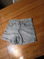 Kurze Hose Gr. 134/140 Marke Gap kids Kr. München - Planegg Vorschau