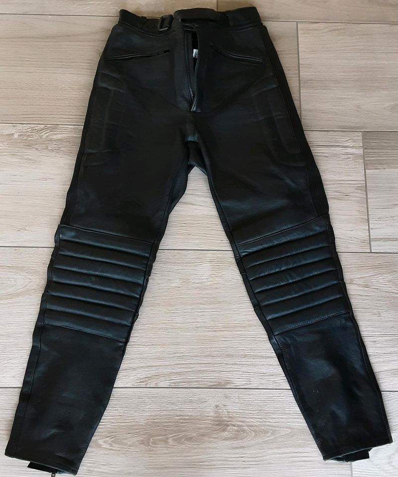 Motorradlederhose, Lederhose, Herrenhose schwarz  Gr. 50 in Bielefeld