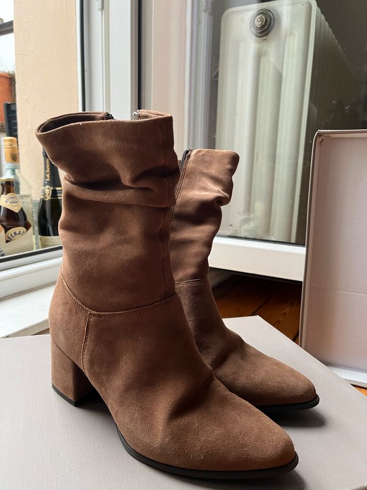 Stiefelette von Cox, caramel-braun , Gr 39 in Berlin