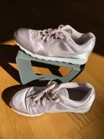 Nike MD Runner 2, rosa, Größe 41 Hessen - Hochheim am Main Vorschau