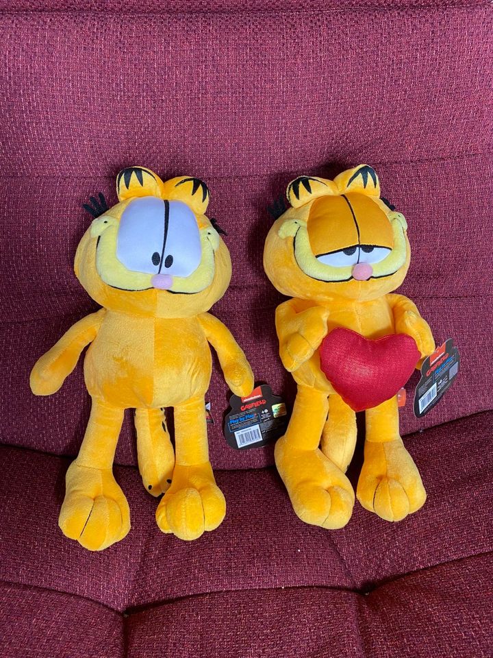 Garfield ca. 35 cm Katze Kater Kuscheltier Plüsch Herz Stofftier in Angelmodde