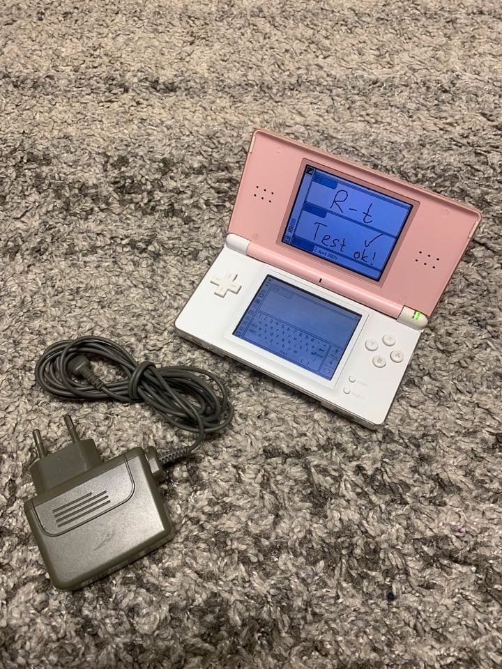 Nintendo DS Lite Pink Handheld Spielekonsole Konsole + Kabel TOP✅ in Wöllstein