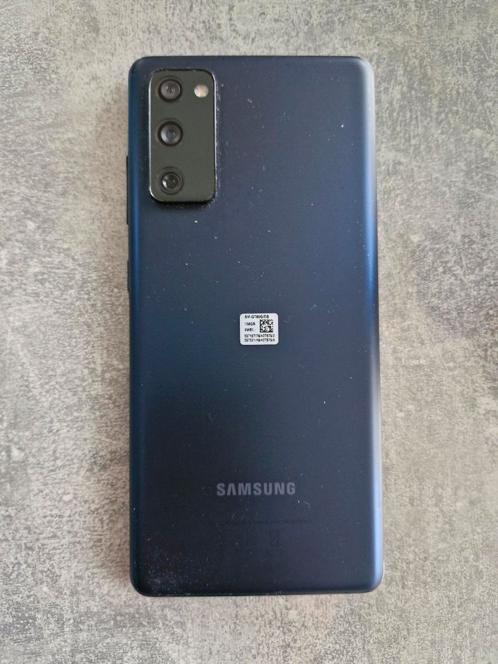 Samsung Galaxy S20FE 128 GB in Stuhr