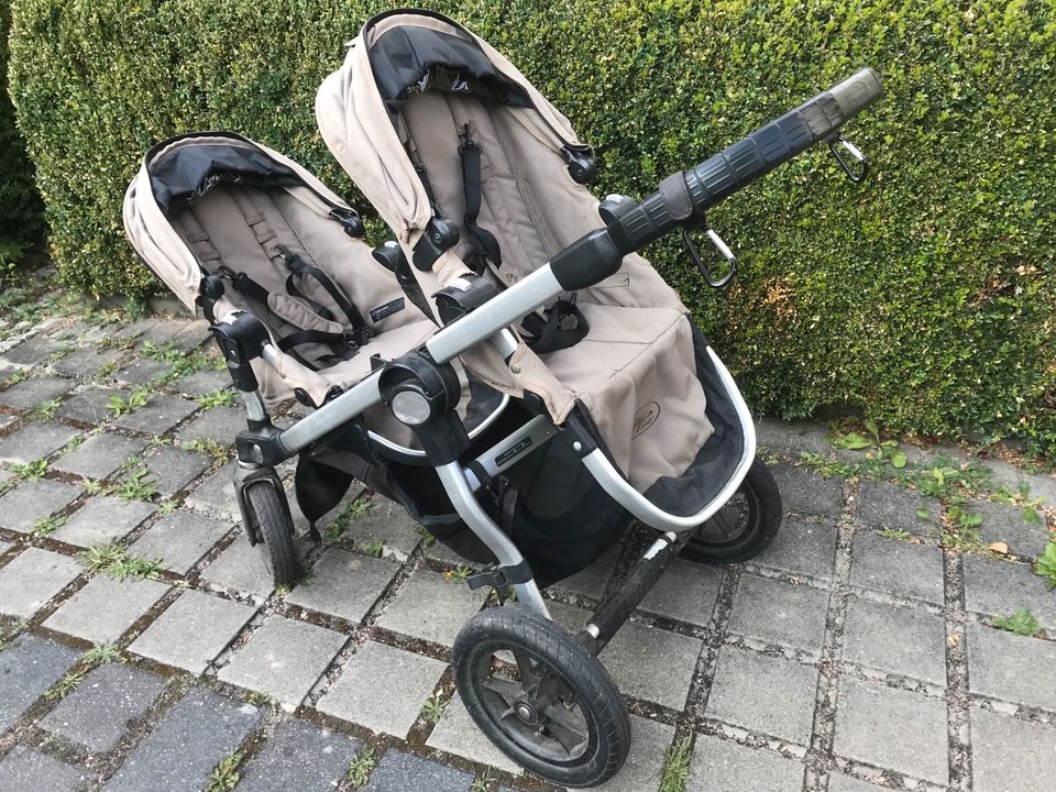 City Jogger Zwillings-/Doppelkinderwagen in Berlin