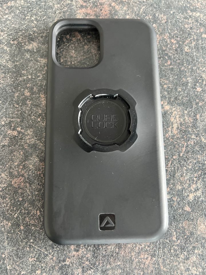 Quad Lock Handyhüöle für IPhone 11 pro in Schortens