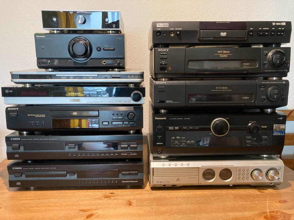 Konvolut HI-FI-Audio -Video---Geräte---60 Stück---5€ Pro Stück in Bad Waldsee