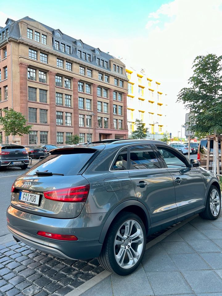 Audi Q3 2.0 TDI Quattro S-line Panorama- Kamera in Frankfurt am Main