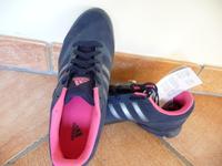 ADIDAS Damen Fitnessschuhe, Gr. 6 / 39 1/3, neu Nordrhein-Westfalen - Dormagen Vorschau