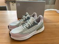Adidas Nebzed Super W Sneaker Gr. 38 2/3 mit Boostsohle - NEU Bayern - Cadolzburg Vorschau