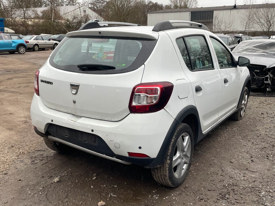 Schlachtfest Dacia Sandero ST Motorhaube Stoßstange tür motor sit in Dorsten