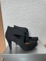 Bellissima Pumps schwarz Gr. 40 Nordrhein-Westfalen - Hürth Vorschau