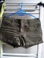 H&M grüne Damen Jeans Shorts Sommer Niedersachsen - Jesteburg Vorschau