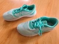 Heutiger Versand! Nike sehr leichte Laufschuhe Sneaker sportlich Baden-Württemberg - Mössingen Vorschau