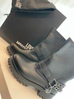 Love Moschino Boots NEU inklusive Box & Staubbeutel Nordrhein-Westfalen - Borgholzhausen Vorschau
