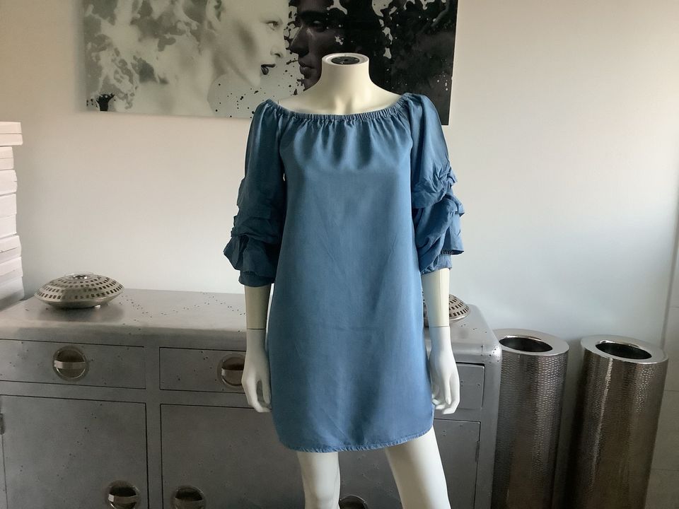 Zara Jeans Kleid blau Sommer in Hamburg