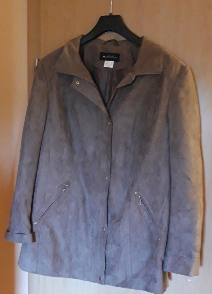 Velour- Jacke Gr. 48 in Bautzen