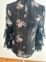 Zara Chiffon Bluse Blumenprint Gr. 36 S schwarz Bayern - Erlenbach am Main  Vorschau