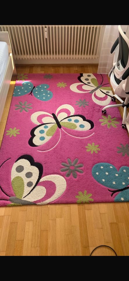 Kinderzimmer Teppich für Mädchen, Schmetterling in Hamburg