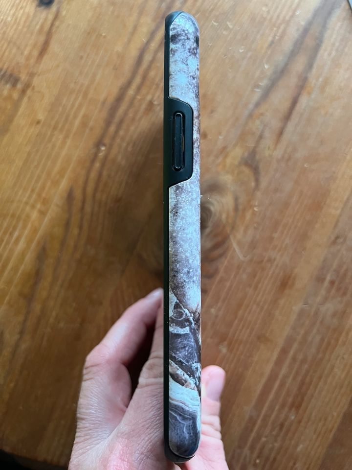 Handyhülle iPhone 11Pro Burga in Birkenau