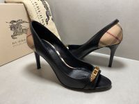 Burberry Peeptoe Damenschuhe Gr. 39 in schwarz mit Checkmuster München - Au-Haidhausen Vorschau