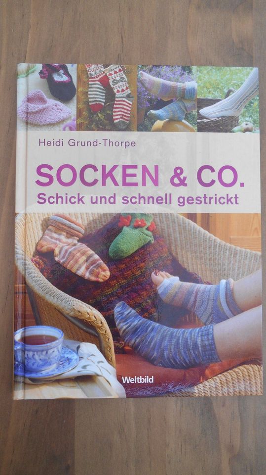 Tolle Strickbücher  Tiere, Kleidung,   Socken  je 5 € in Ilsenburg (Harz)