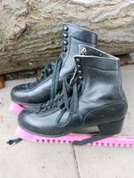 Eiskunstlauf Schuhe Leder ca. Gr. 38 Sachsen - Bernsdorf Vorschau