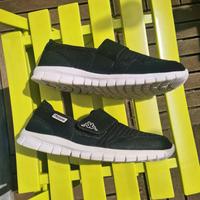 leichte schwarze Sneaker Sportschuhe Turnschuhe Leipzig - Großzschocher Vorschau