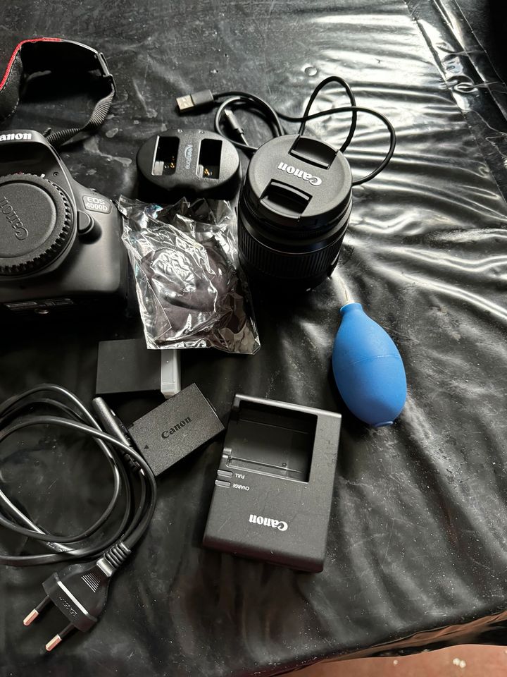 Spiegelreflexkamera Canon EOS 4000d 18-55mm, wifi, fotobox in Mainz