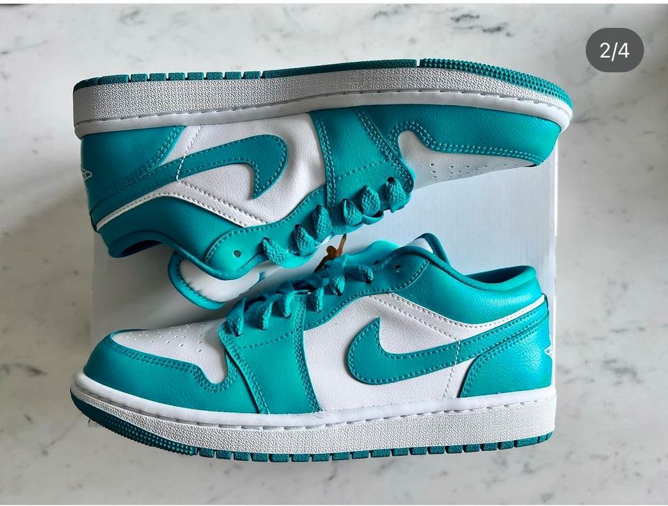 Nike WMNS Air Jordan 1 Low Emerald Größe 39 in München