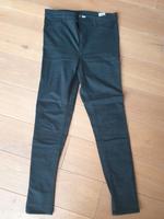 Jeans schwarz H&M DIVIDED Gr. 44 NEUwertig Westerwaldkreis - Stahlhofen Vorschau