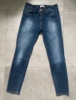 CLOSED Jeans Baker Größe 27 Blau NEU Niedersachsen - Rinteln Vorschau