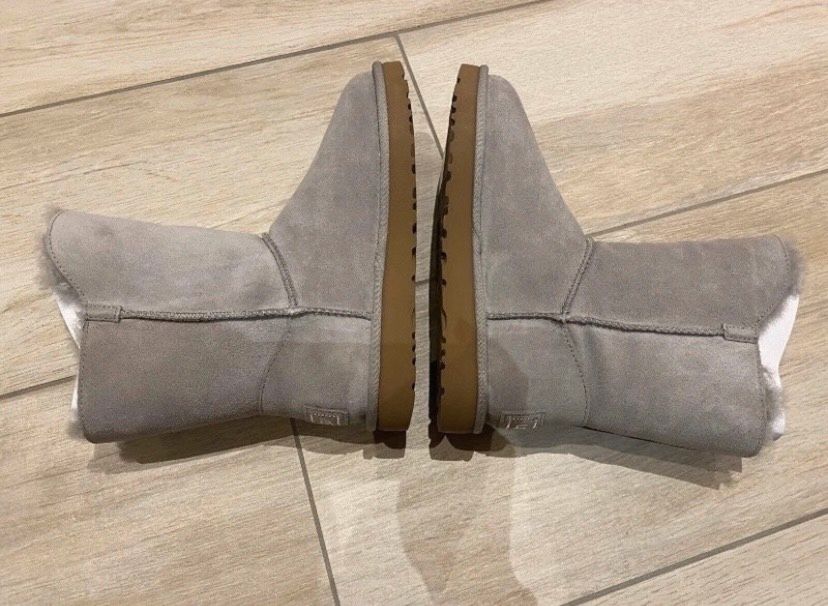 Ugg Boots Short Turnlock Bling - Gr. 38 - grau - neu in Eschau