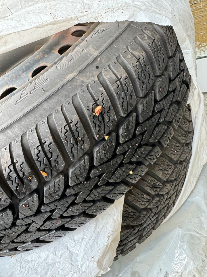 4 Winterreifen,  Dunlop 165/70 R14 Stahlfelgen sehr guter Zustand in Dortmund