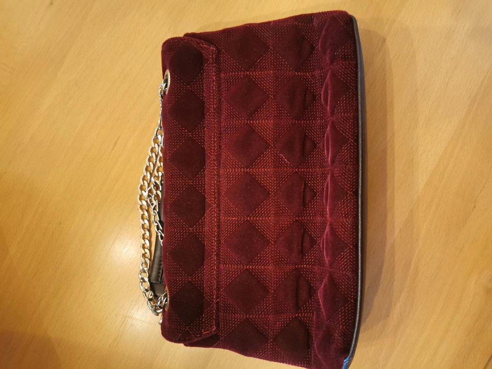 Crossbody Bag bordeaux/weinrot L. Credi in Ingolstadt