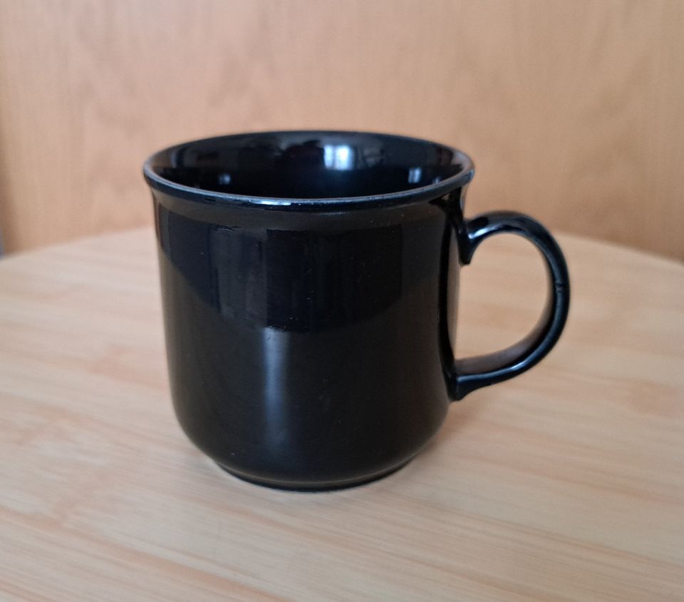 Schwarze TASSE neutral Farbe: schwarz / black ohne Muster, BLACK in Merseburg