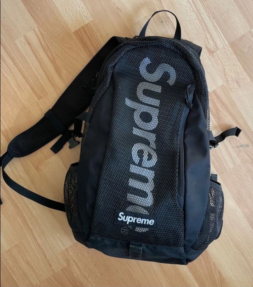 Supreme Rucksack SS20 in Johannesberg