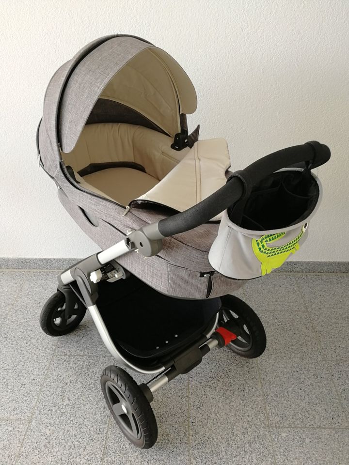 Stokke Kinderwagen Set Trailz ink. Babywanne und Zubehör in Backnang