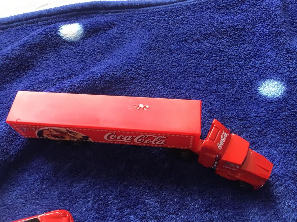 3 Coca Cola Spielzeugautos in Langenhagen