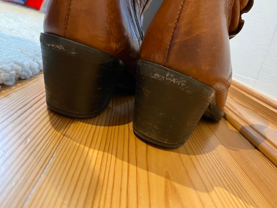 Clarks Stiefelette cognac braun 39,5 Reißverschluss Leder in Wardenburg