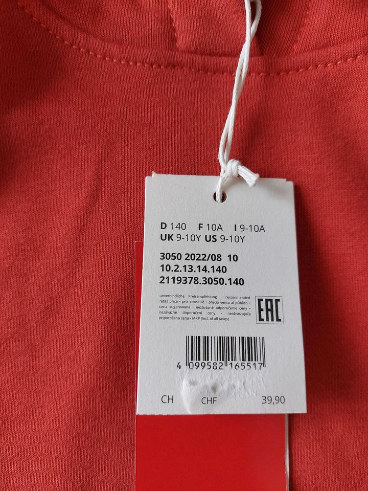 S.oliver Hoodie Größe 140 neu in Bernburg (Saale)