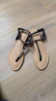 Sandalen, Einriemer, schwarz, Gold, Gr. 39, wie neu Baden-Württemberg - Rainau Vorschau