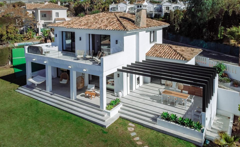 Marbella moderne Ferienvilla 5 Schlafzimmer Privatpool Las Brisas in Rosenkopf